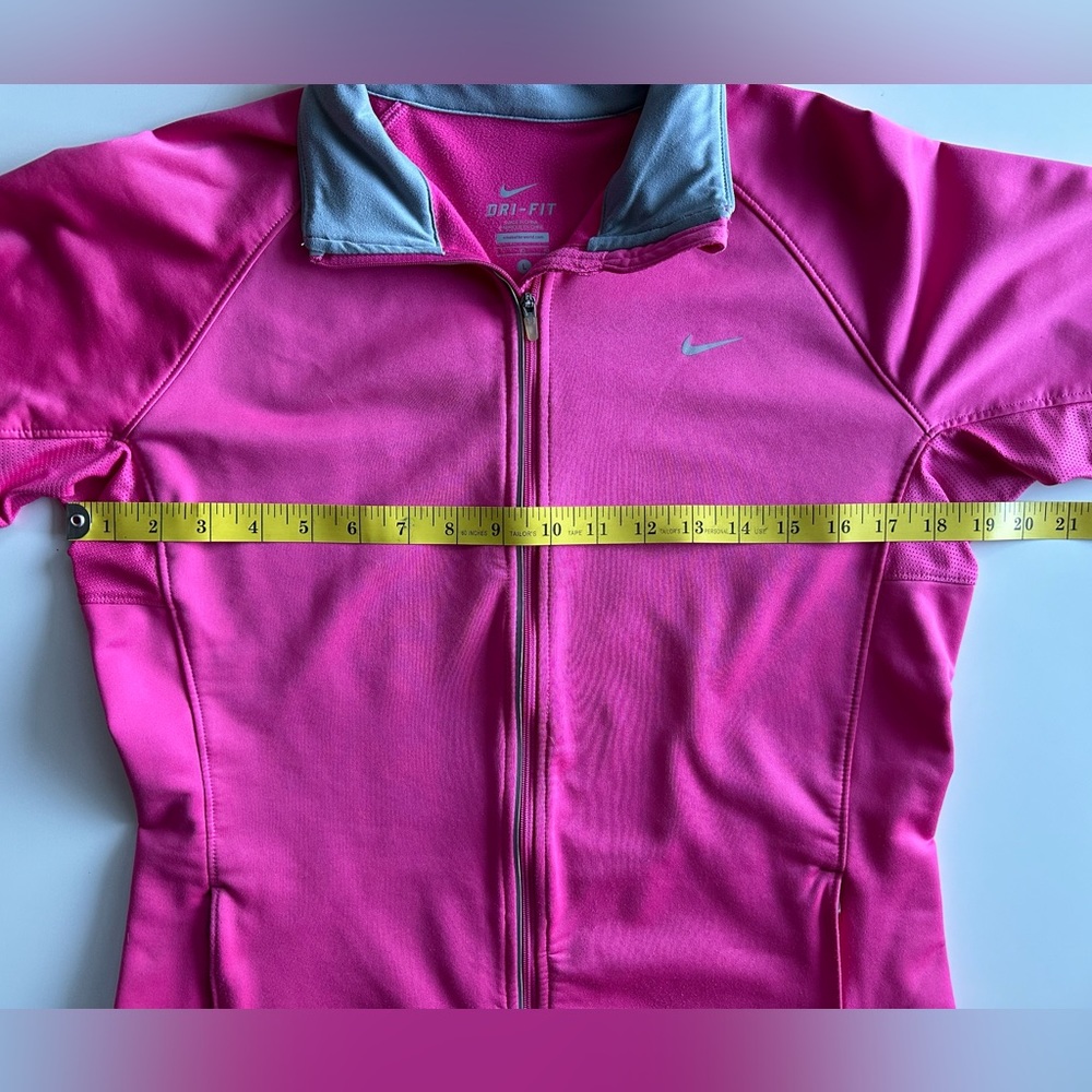 Nike Dry Fit Jacket - Picture 6 of 8